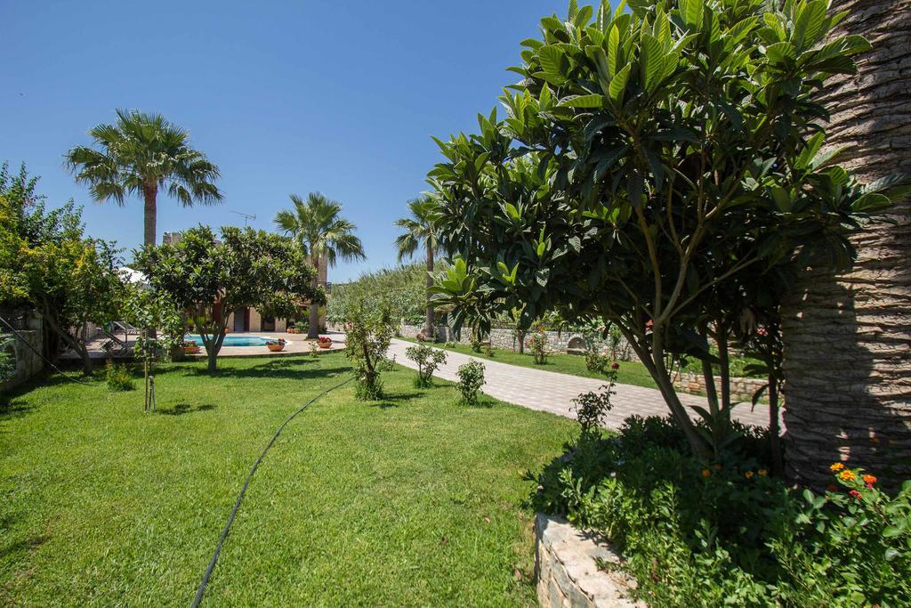 Erodios Villas 1 Gerani  Exteriér fotografie